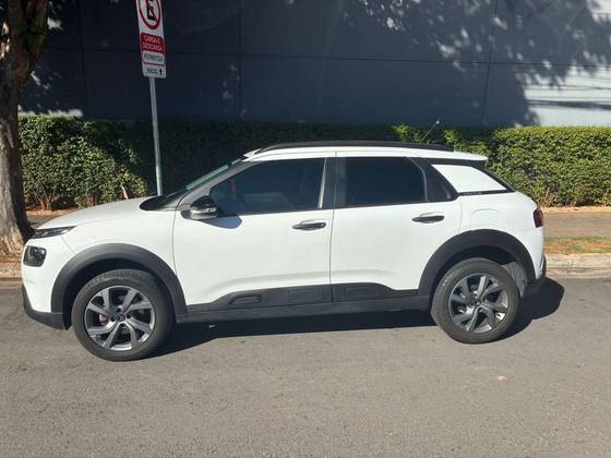 CITROËN C4 CACTUS 1.6 VTI 120 FLEX FEEL EAT6 CITROËN C4 CACTUS 1.6 VTI 120 FLEX FEEL EAT6